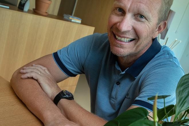 Mika Anttonen sanoo St1:n Pasilan toimitiloissa olevansa optiminen sille, että ihminen voi oppia ottamaan ilmastonmuutoksen vakavasti. Hänen mukaansa ilmastonmuutoksen torjunnassa onnistuminen mittaa viime kädessä sen, pystyvätkö ihmiset tekemään yhteistyötä yli valtioiden rajojen yhteisen ongelman ratkaisemiseksi.