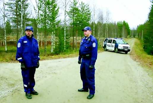 Poliisi sulki tien maatilalle, jolla espoolaispojat olivat piileskelleet kuukauden ajan.