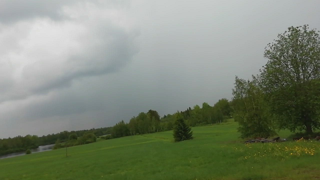 Alakylässä salamoi