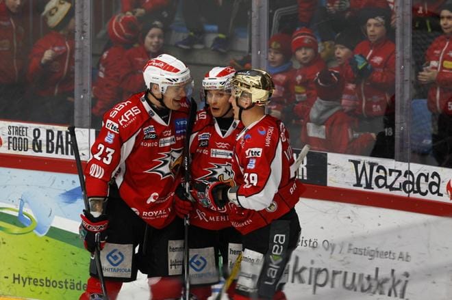 Tämä kolmikko sorvasi Sportin 1-0-maalin maanantaina. Kuva: Selma Paavola