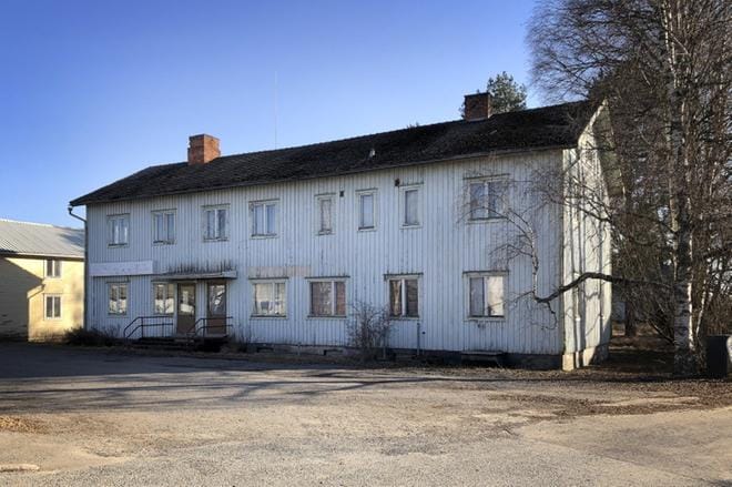 Kyseinen kiinteistö sijaitsee aivan Vimpelin keskustassa Patruunatiellä. Kuva: Johanna Kataja