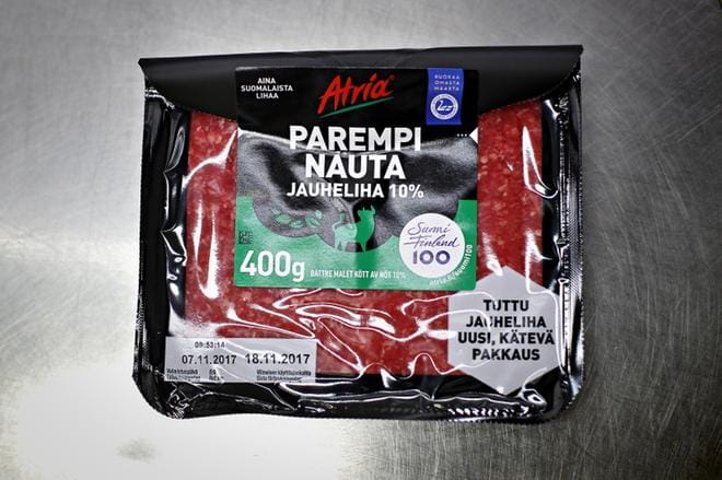 Uuden jauhelihapakkauksen juju on tarran alla oleva iso aukaisuläppä. Se on yksi niistä ansioista, jotka ratkaisivat pohjoismaisen pakkauskilpailun voiton.