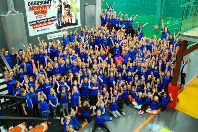 Lapsikuoro Solina on mukana raskaan joulun hengessä. Kuva Jarkko Jouppi