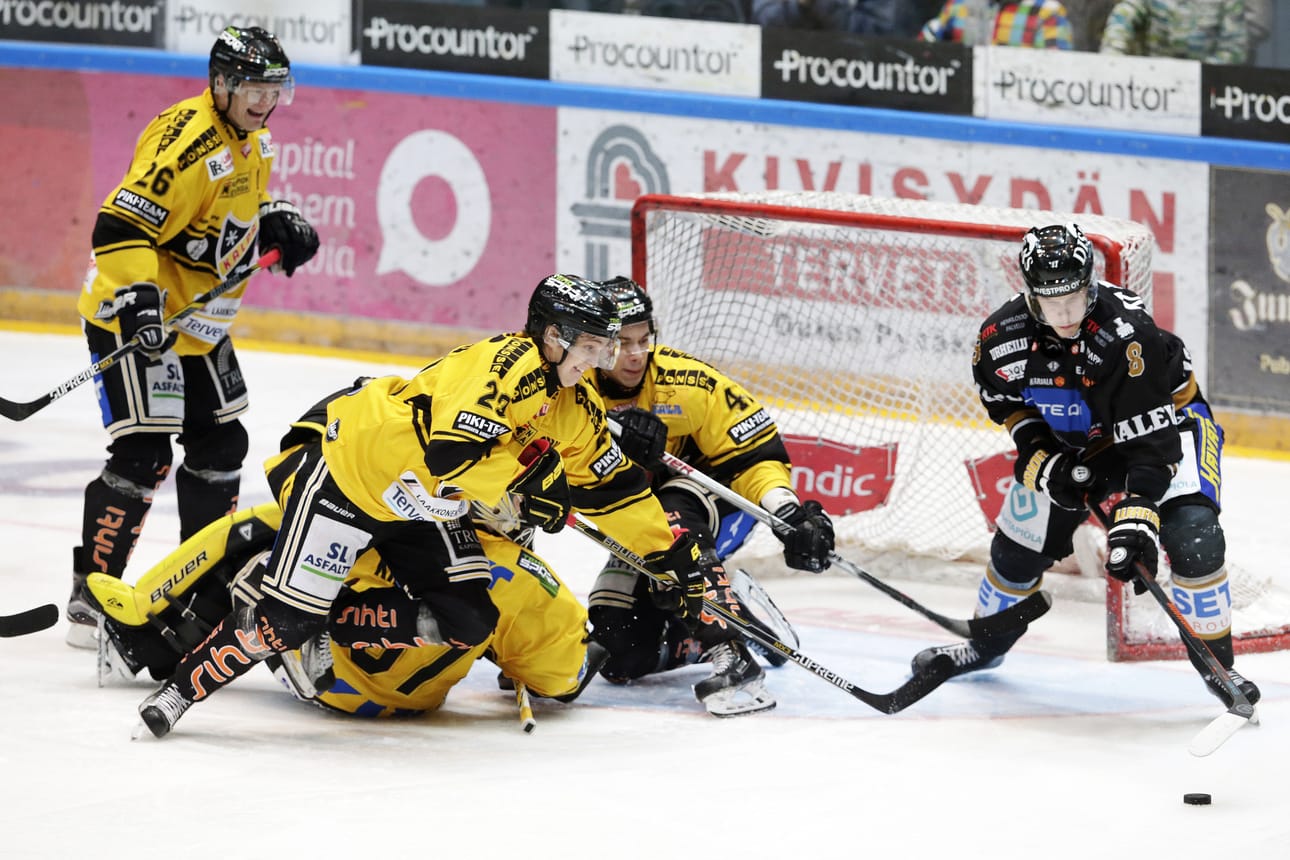 Kärpät ja KalPa ottavat perjantain tapaan myös lauantaina yhteen - tällä kertaa Oulussa.