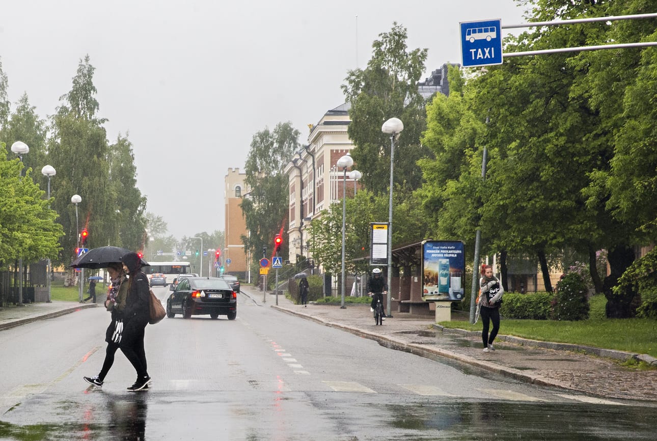 Heinäkuun ensimmäiset päivät ovat olleet varsin sateisia. Arkistokuva.