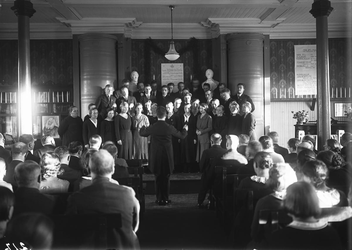 Limingan kansanopiston 40-vuotisjuhlia vietettiin 15.11.1932.