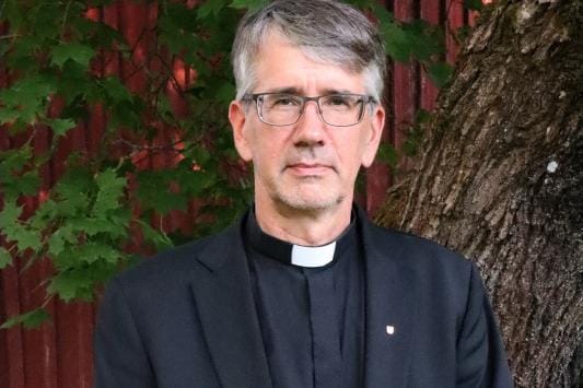 Tuomiorovasti, teologian maisteri Matti Salomäki on toinen virallisesti ehdolle asetettu ehdokas Lapuan piispanvaalissa.