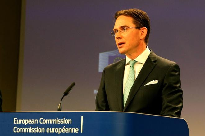 Euroopan komission varapuheenjohtaja Jyrki Katainen aikoo valaista omia jatkoaikeitaan viimeistään syyskuussa. Kuva: Markku Uhari