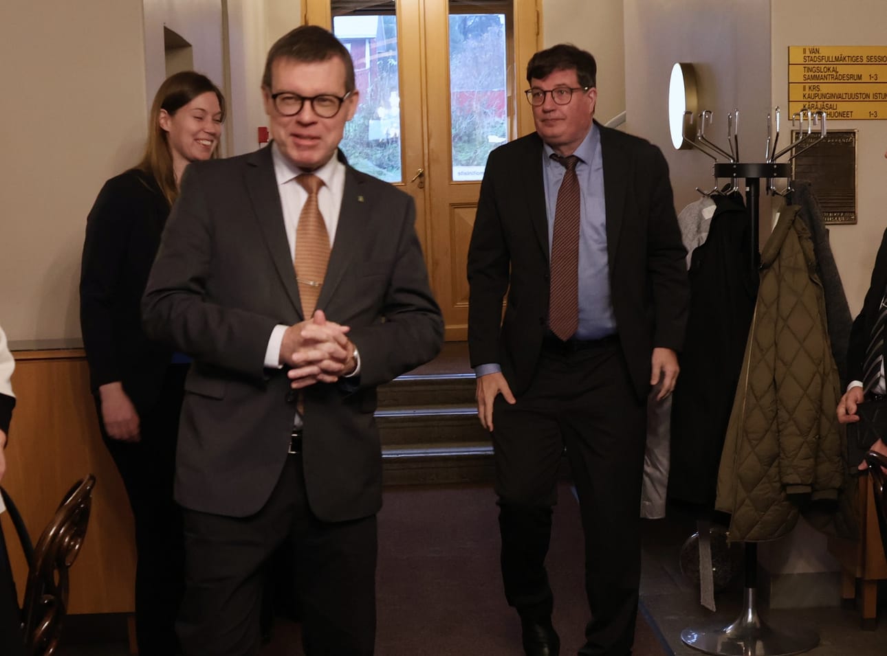 Kaskisten kaupunginjohtaja Markku Lumio (vas.) tapasi työministeri Arto Satonen Kristiinassa.