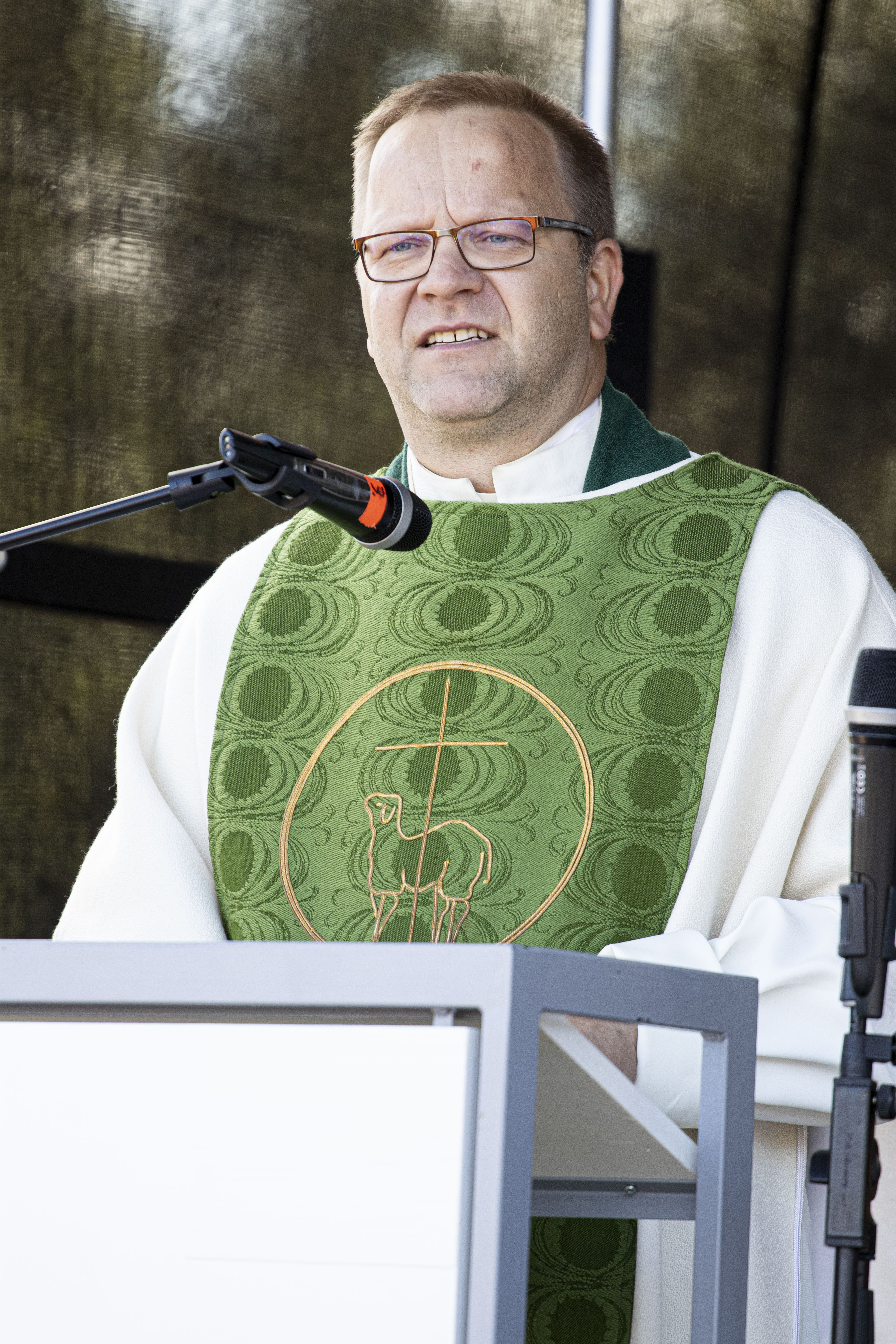 Messussa saarnasi kappalainen Olli Lohi.