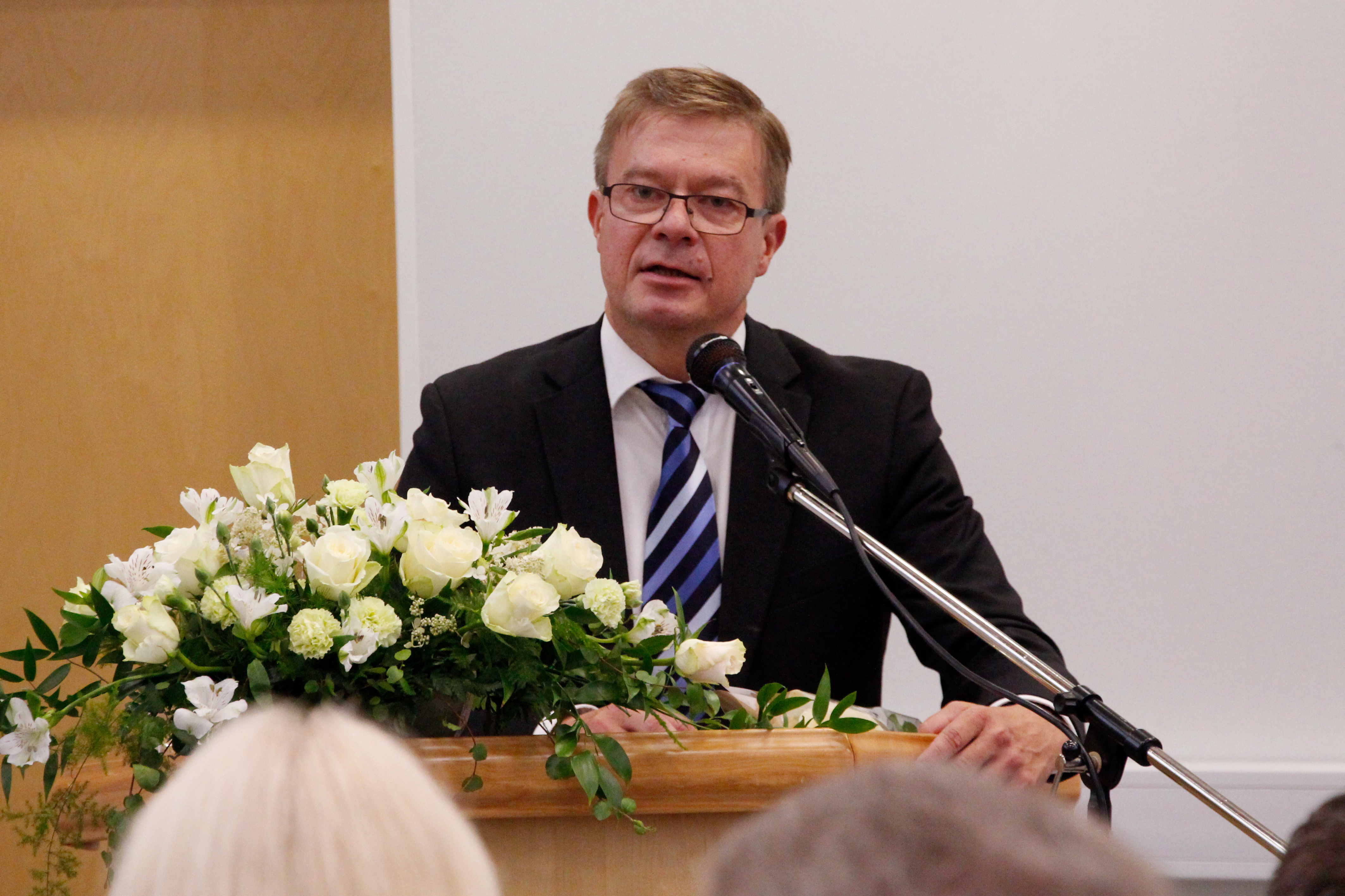 Haapavedellä on ollut pitkäaikaisia kansanedustajia. Heistä Ahti Pekkala toimi kansanedustajana 16 vuotta. Antti Rantakangas (kuvassa) on työskennellyt kansanedustajan tehtävässä jo yli 20 vuotta. 