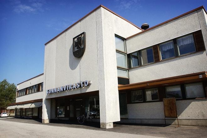 Kortesjärven palvelutoimisto on rakennettu vuonna 1975 ja peruskorjattu vuonna 2005. Ennen kuntaliitosta talo näytti tältä.