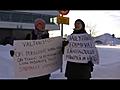 Mielenosoitus koulujen lakkauttamisia vastaan