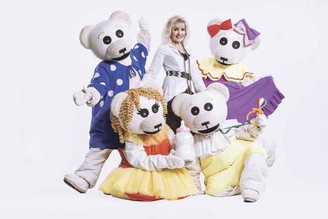 Riitta Korpela ja Titi Nallet esiintyvät joulukonsertissa Nurmo-hallissa. KUVA: HARRI HINKKA