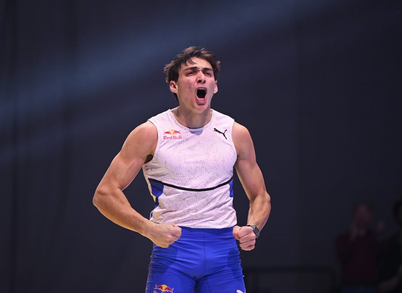 Armand Duplantis taivutti ME:n 619 Belgradissa.
