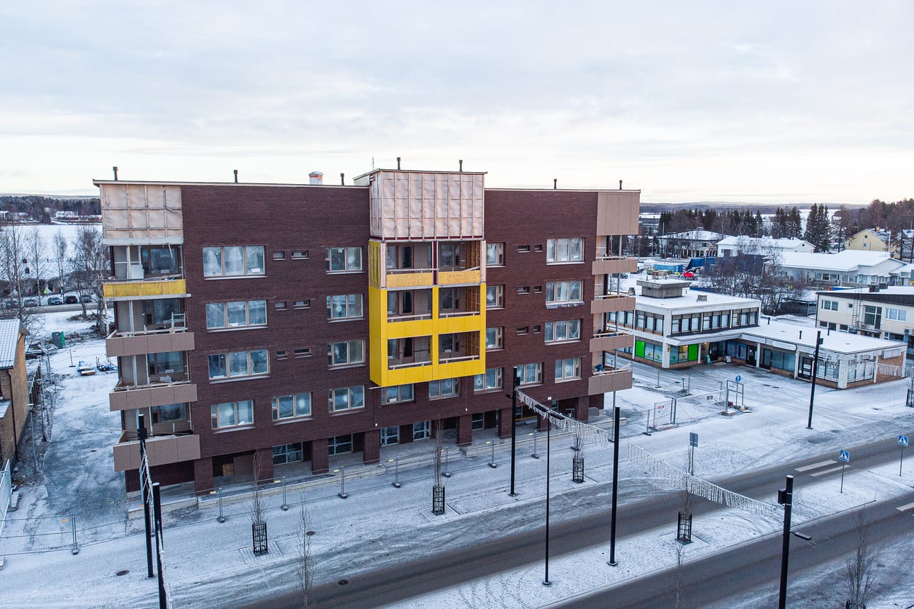 Kitkanhelmen rakennustyöt keskeytyivät syyskuussa Manra Oy:n vetäydyttyä hankkeesta.