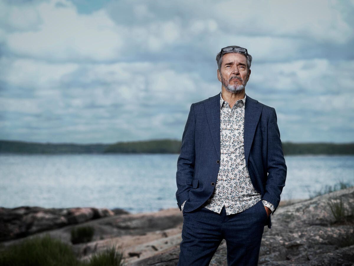 Bäckströmiä näyttelevällä