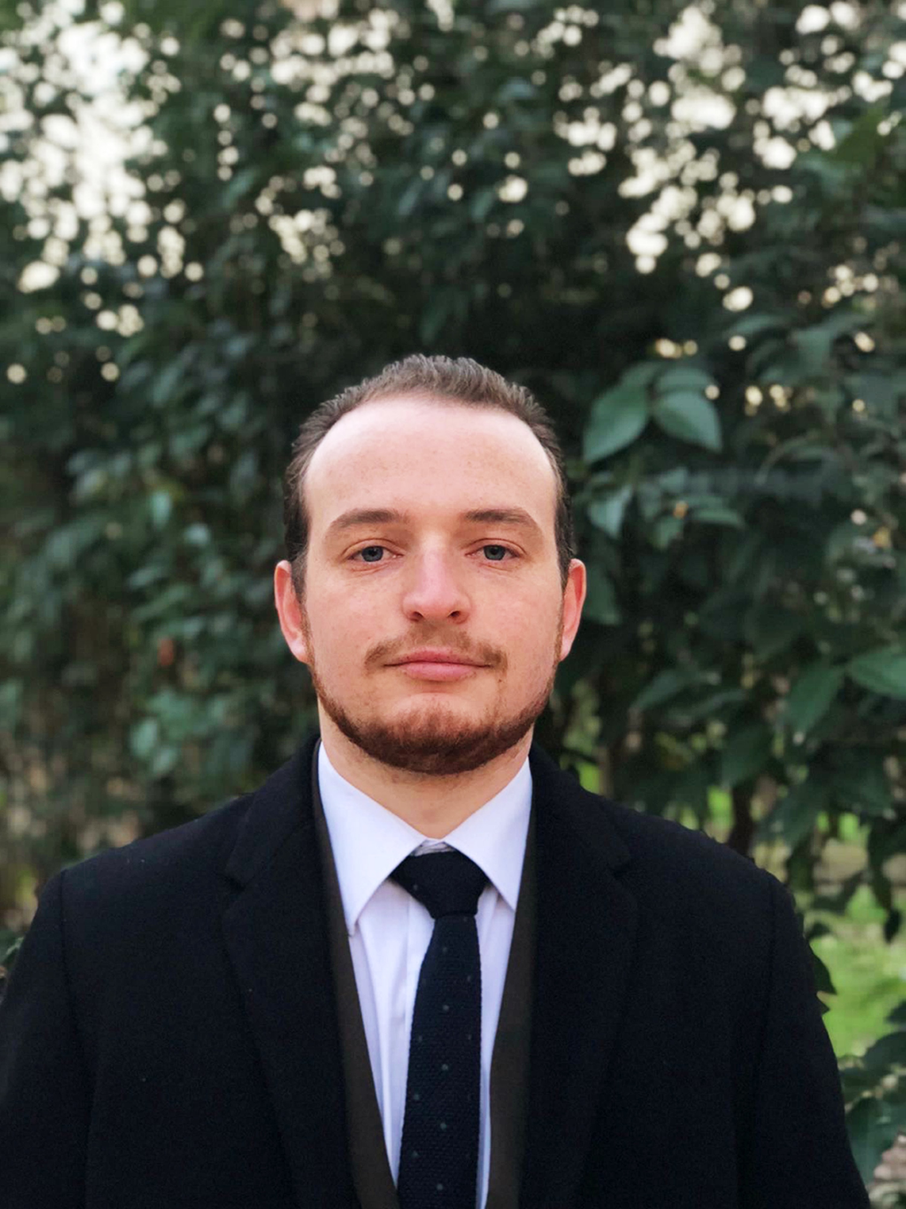 Albanian pääkaupungissa Tiranassa lakialalla työskentelevä Ili Gerdupi valmistui juristiksi Suomessa.