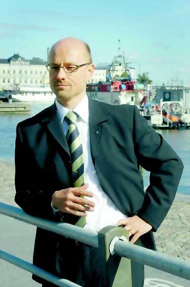 Kasvulle signaali. Kun on innostusta ja positiivista uskoa tulevaisuuteen, on myös motivaatiota ja tahtoa, EK:n johtaja Pekka Pokela luottaa.
