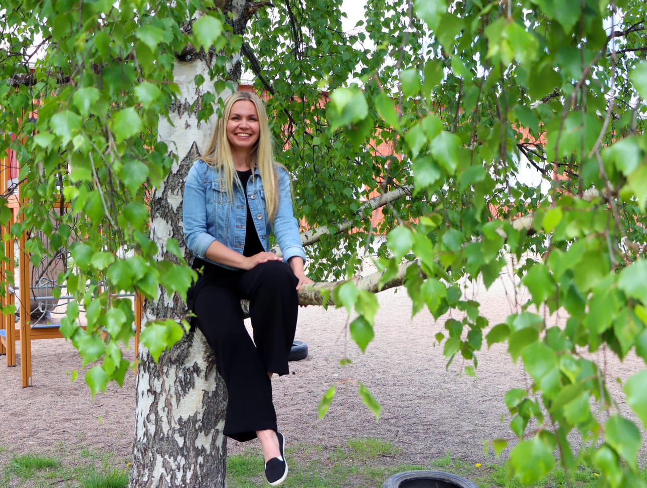 Katri Toroska toimii Jurvan yhtenäiskoululla luokanopettajana ja apulaisjohtajana.