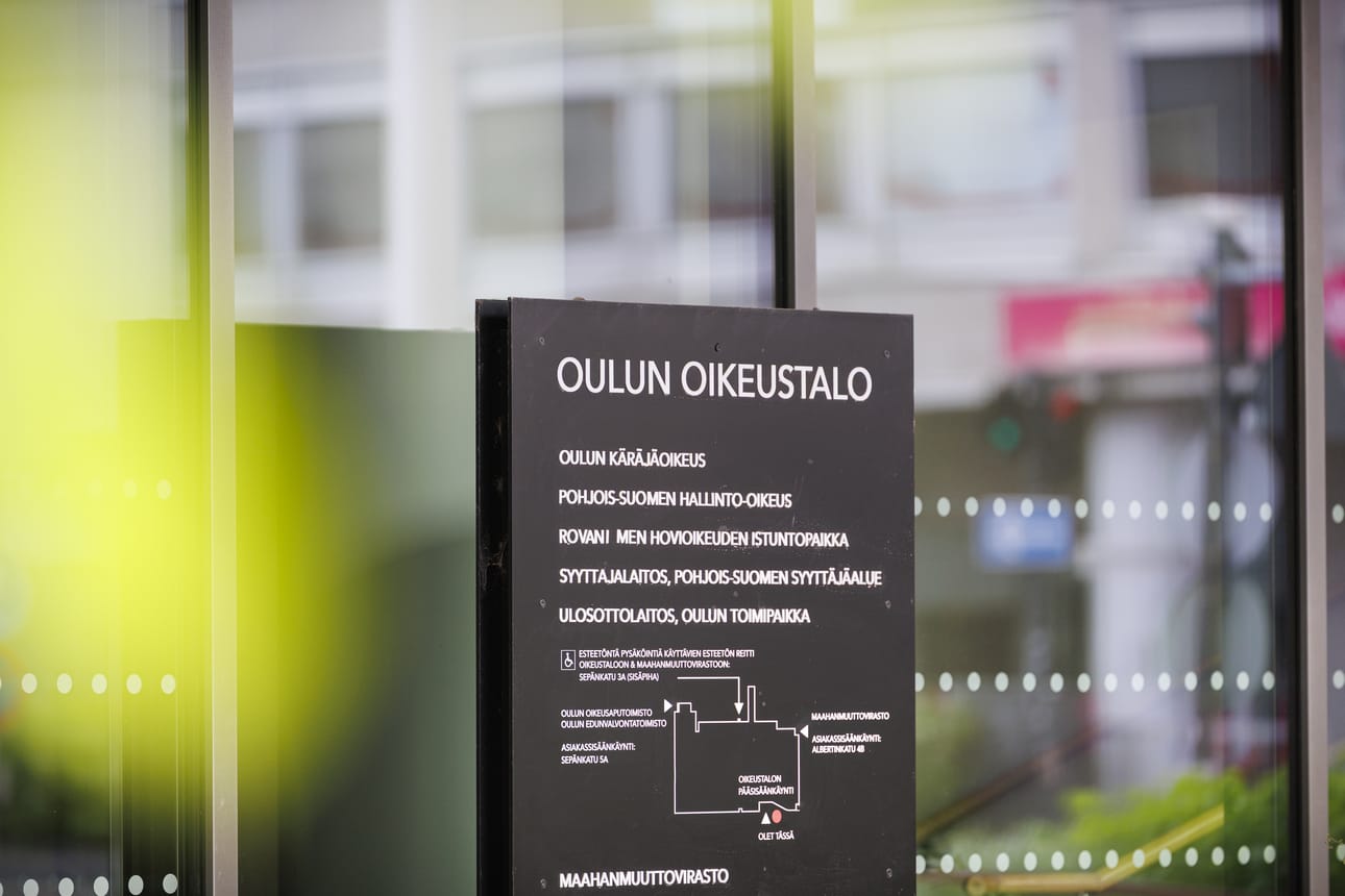 Oulun käräjäoikeus antoi ratkaisunsa tiistaina kansliasta.