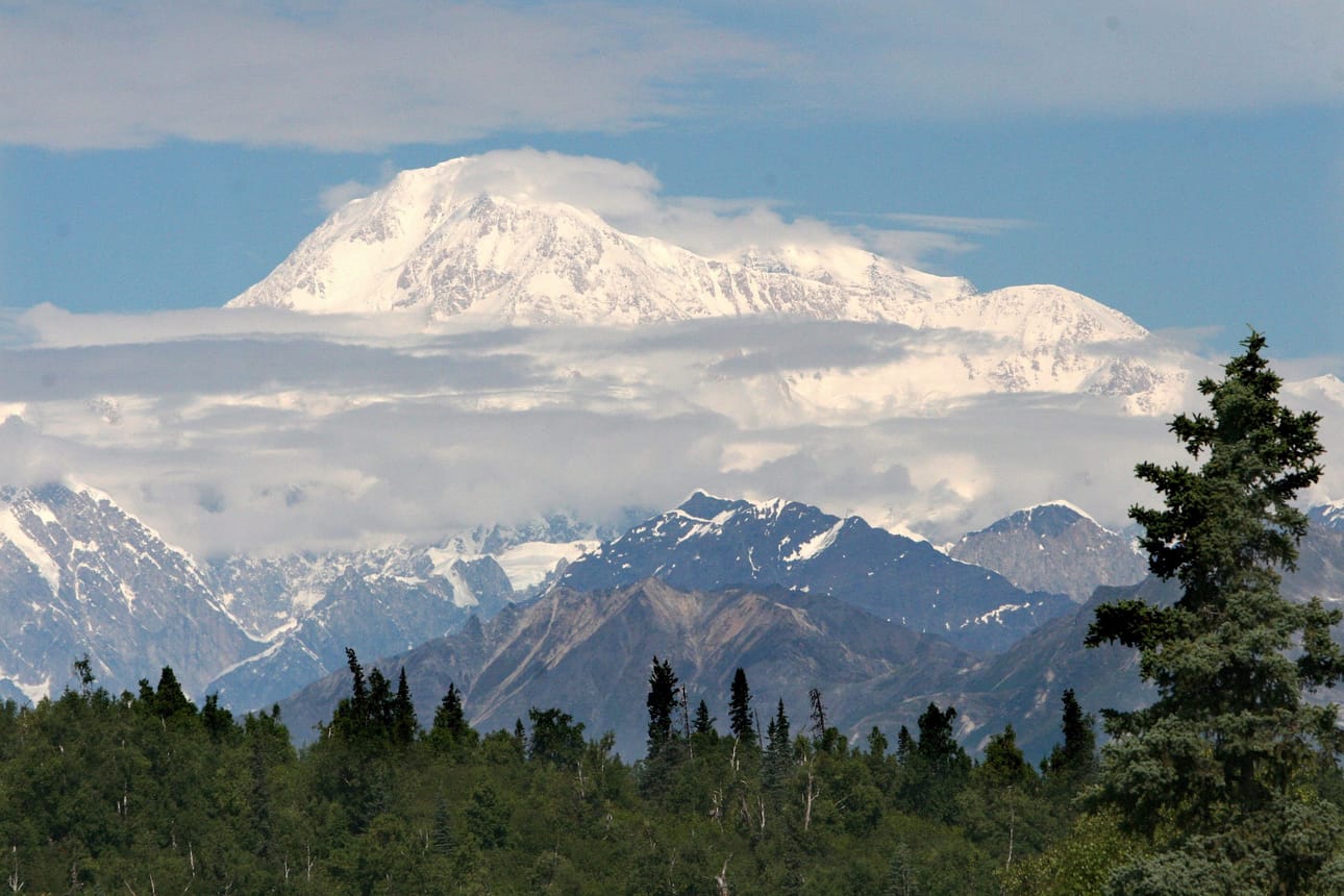 Mount McKinley on tästä eteenpäin jälleen nimeltään Denali.