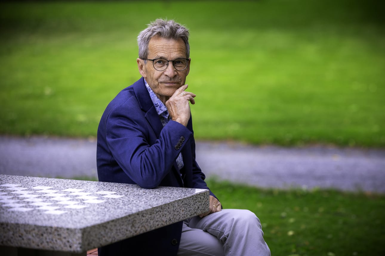 Hannu Linna toimi Vaasan Sähkön toimitusjohtajana 17 vuotta ja Fingridin hallituksen puheenjohtajana vuoden 2025 kevääseen asti. Nyt hän puhuu suoraan: Suomessa on pula sähkötehosta.