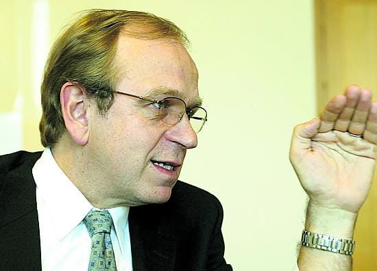 Suomen Pankin pääjohtaja Erkki Liikanen.