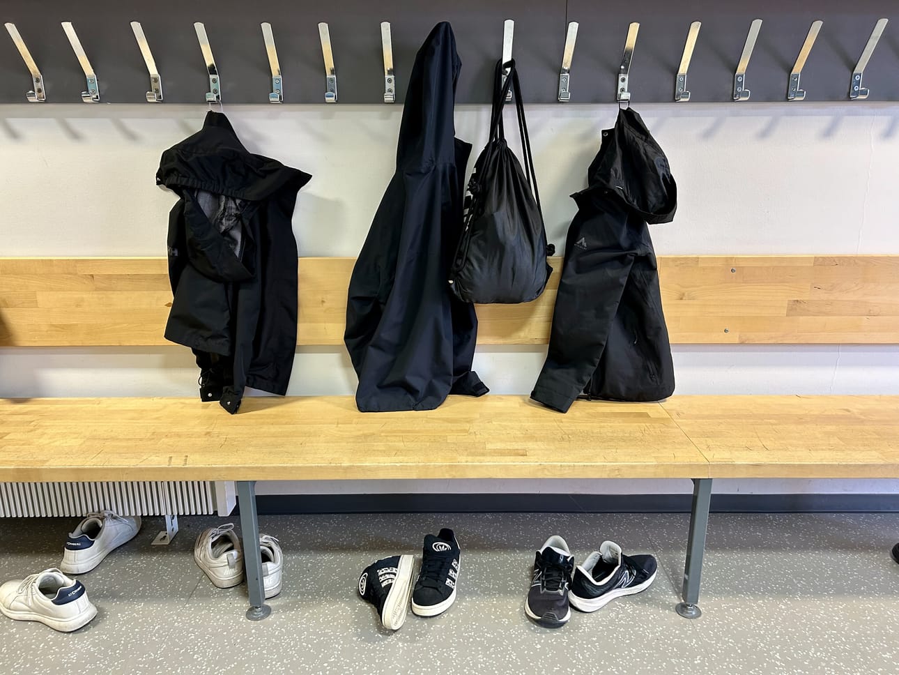 Sivistysosasto on kunnan suurin toimiala. Tyrnävällä sivistysjohtajan virka on ollut täyttämättä kaksi vuotta, mutta osa poliitikoista toivoo, että asiaan tulisi muutos. Kuva Kuulammen koululta.