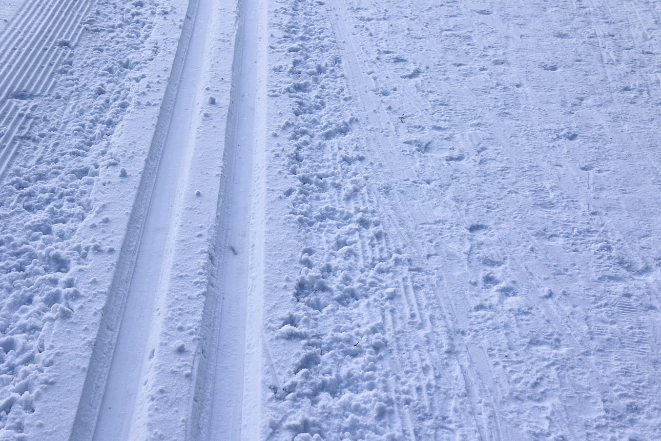 Oulun latuverkosto on paikoin sulanut pahoin. Arkistokuva.