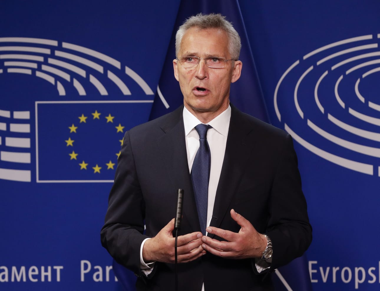 Naton pääsihteeri Jens Stoltenberg.