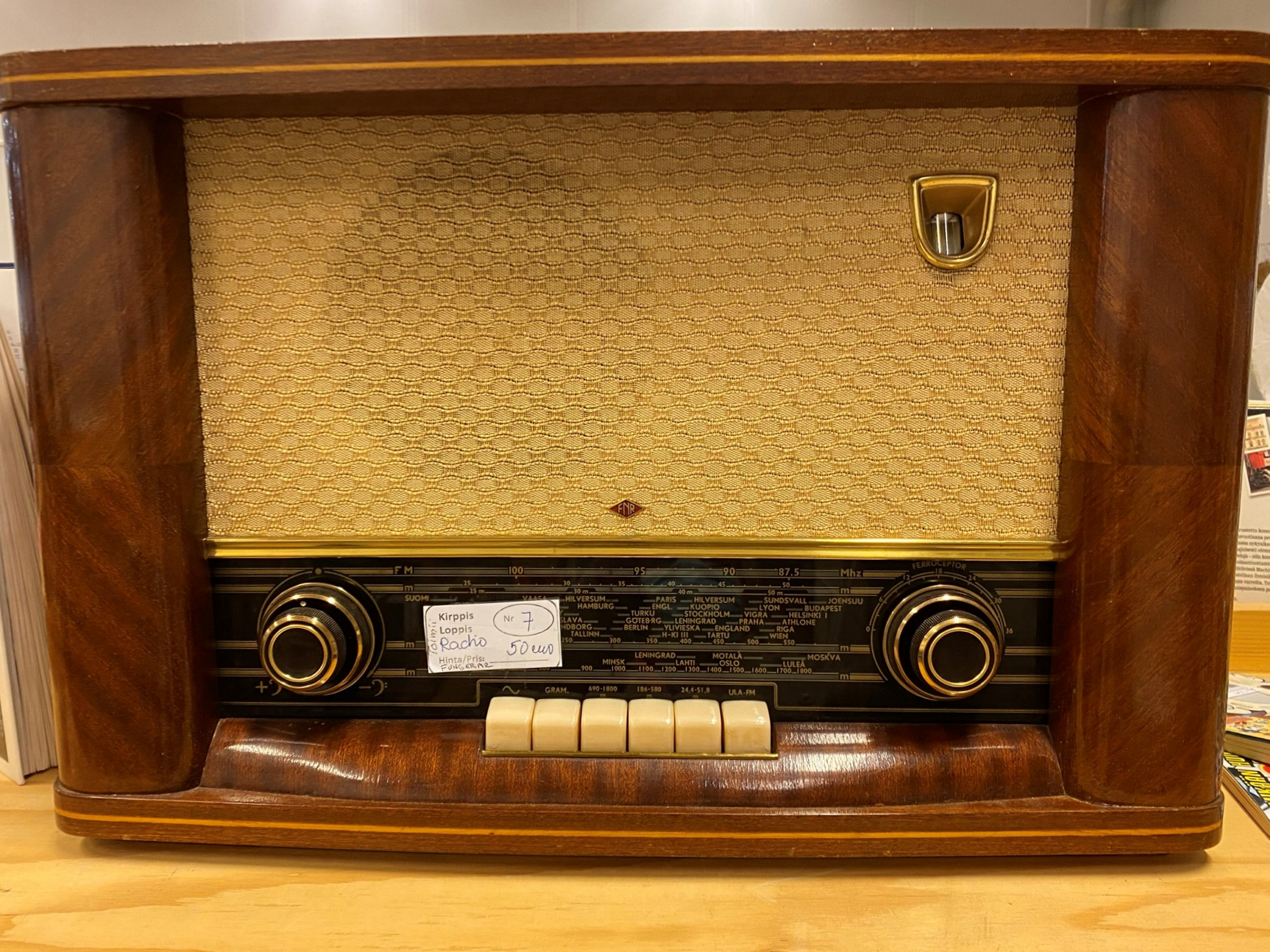 Huoltotöitä Ähtärin radio- ja televisioasemilla maanantaina – Näin ne vaikuttavat lähetyksiin 