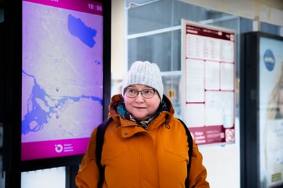 Poliittinen lakko hiljensi Oulun bussiliikenteen, sovellukset antavat täysin väärää tietoa pakkasessa odottaville – lakkoilijoita kohtaan löytyy kuitenkin ymmärrystä