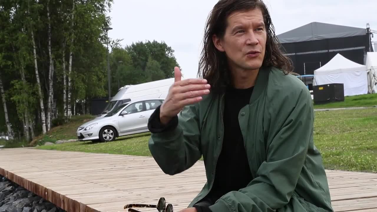 Kalevan haastattelussa Pariisin Kevät -yhtyeen Arto Tuunela
