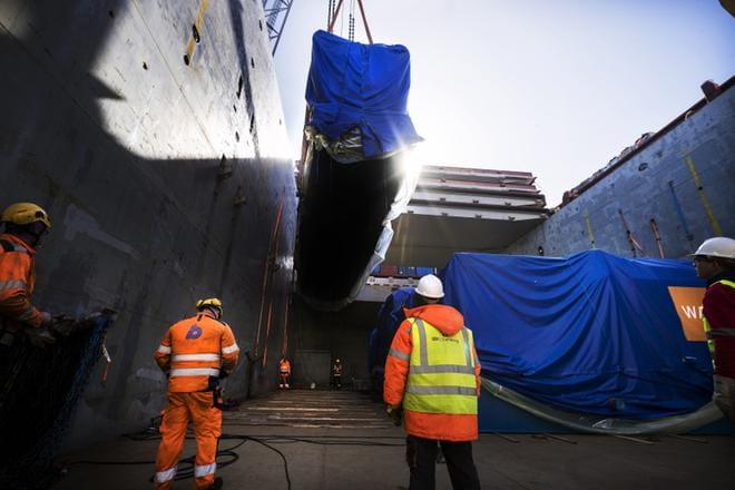 BBC Coral lähtee sunnuntaina Vaasasta kohti Bangladeshia. Lastinaan sillä on noin 220 megawatin edestä Wärtsilän moottoreita. KUVAT: JARNO PELLINEN