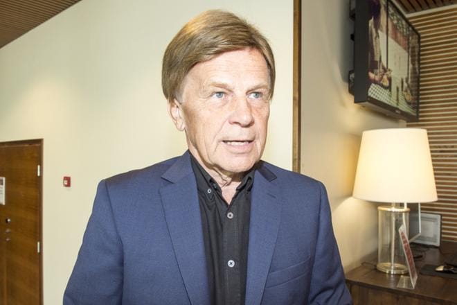 Eduskunnan 1. varapuhemies Mauri Pekkarinen olisi valmis luopumaan osasta sosiaalituen indeksijäädytyksistä ja helpottaa näin pienituloisimpien arkea. KUVA: