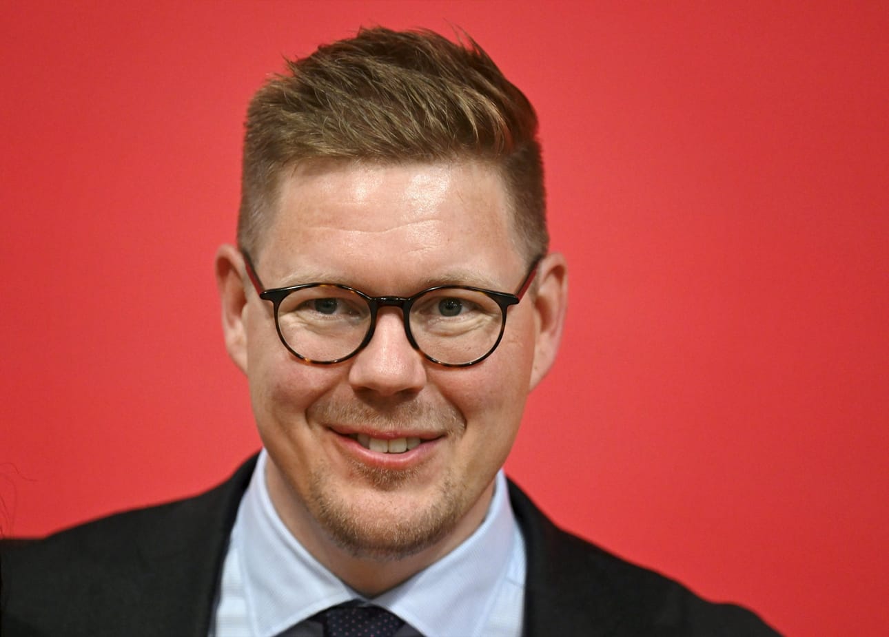 Antti Lindtmanin johtama SDP on Helsingin Sanomien tuoreen gallupin mukaan maan suosituin puolue. LEHTIKUVA / Markku Ulander