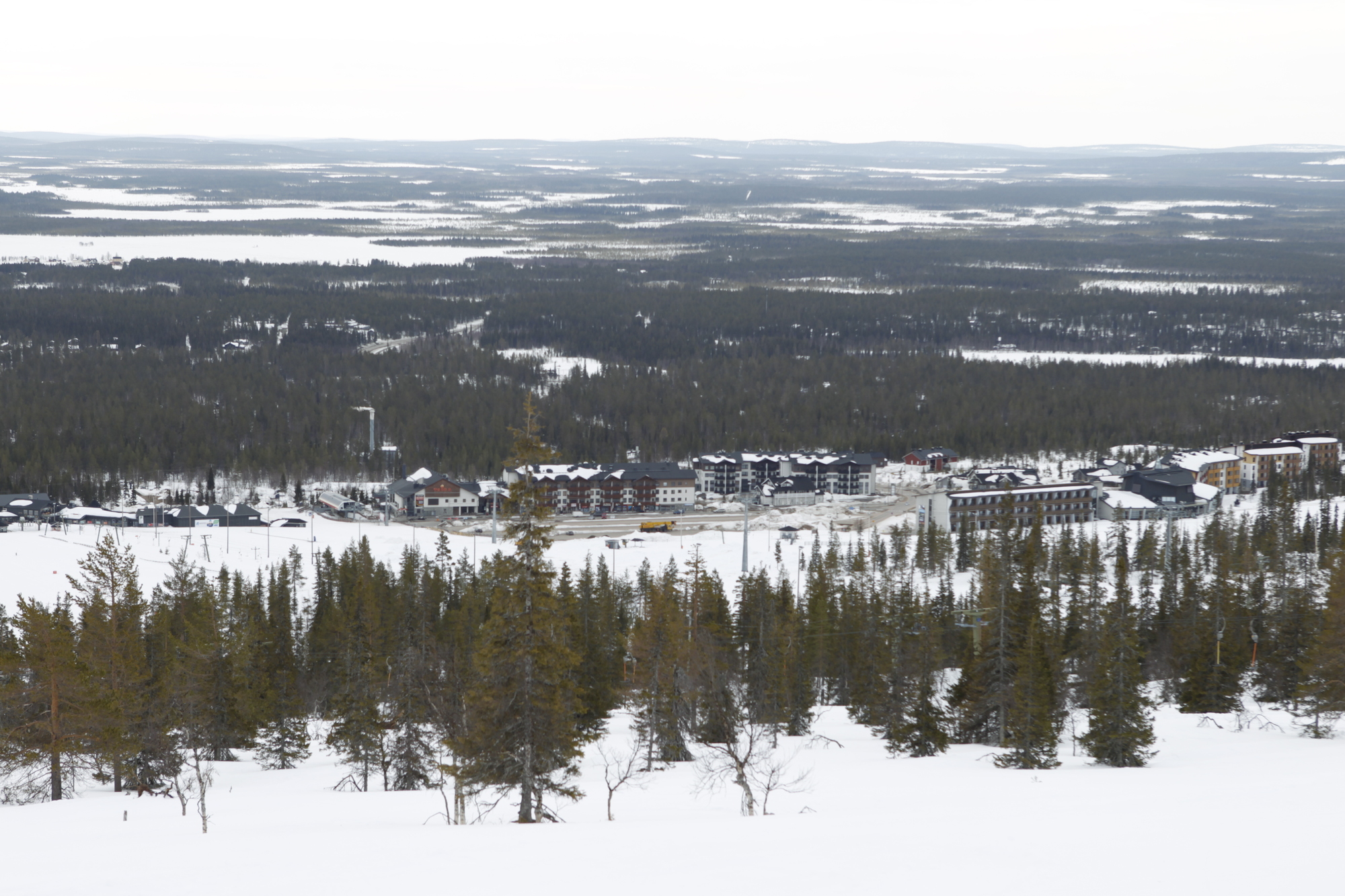 Valtiovarainministeriö hylkäsi Kolarin esityksen uudesta kuntarajasta: Ylläsjärven kylä sijaitsee jatkossakin puoliksi Kittilässä