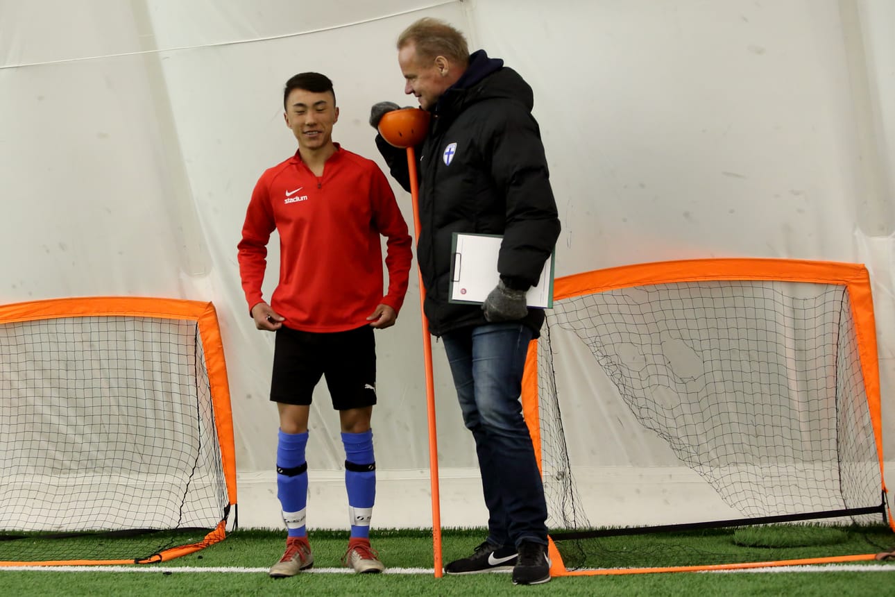 FC Raahessa pelaava Zia Heidari on päässyt nauttimaan Juha Malisen johtaman Pohjois-Suomen valmennuskeskuksen tarjoamista kehittymisen palveluista.