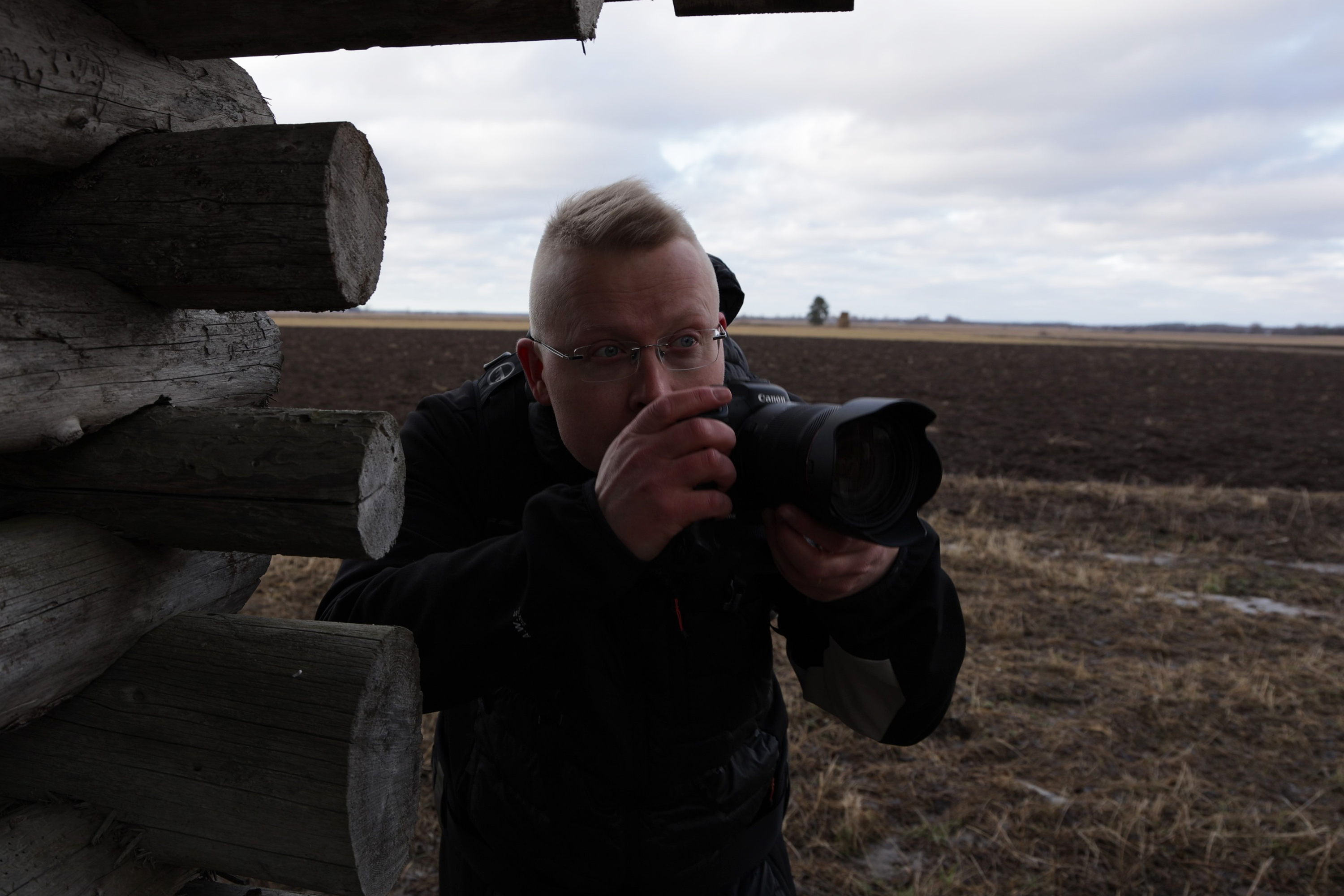 Retki sielunmaisemaan haiskahtaa loppusuoralta – luontokuvaaja Jukka Risikko näkee silti valoa