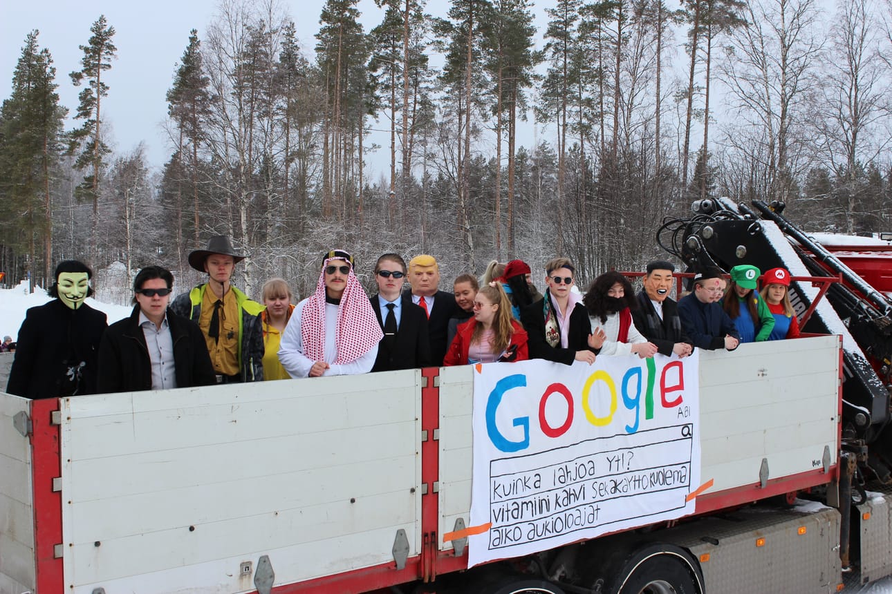 Siikajoen lukion penkkarit.
