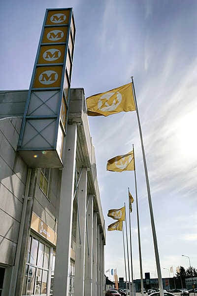 Markantalolla on liike Oulun Limingantullissa.
