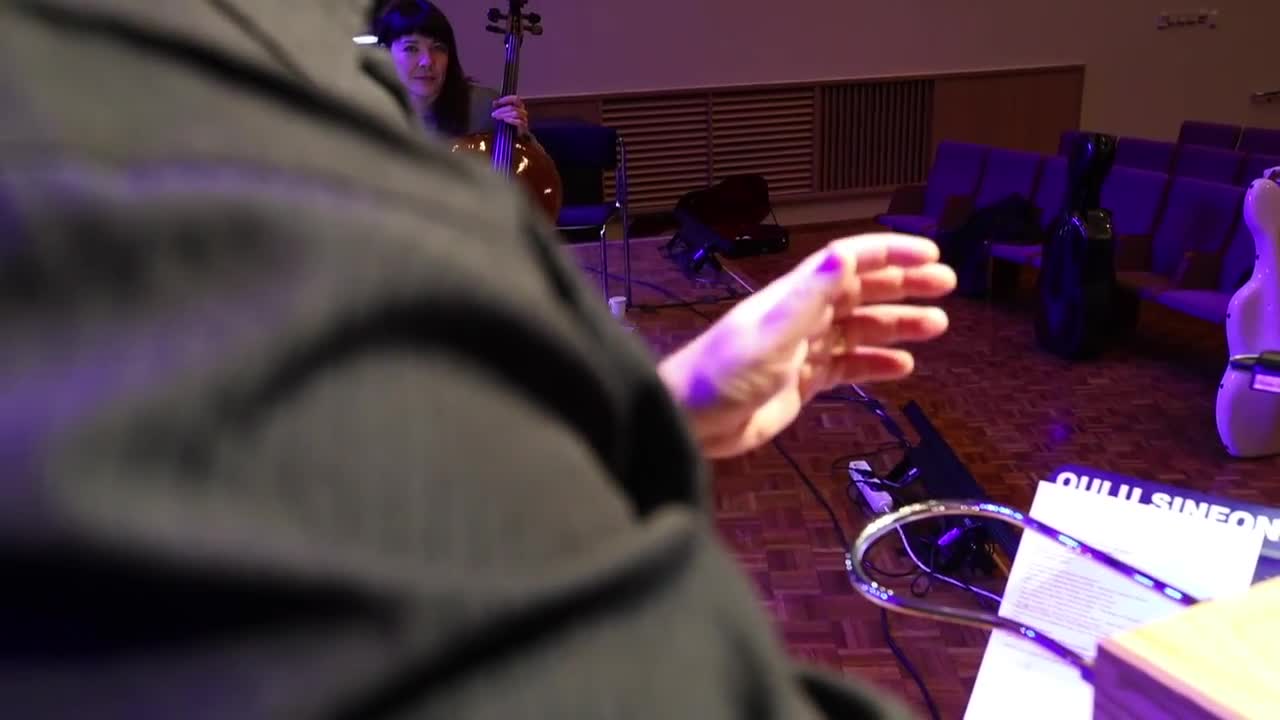 Näin soi theremin - äänessä on jotain ufomaista