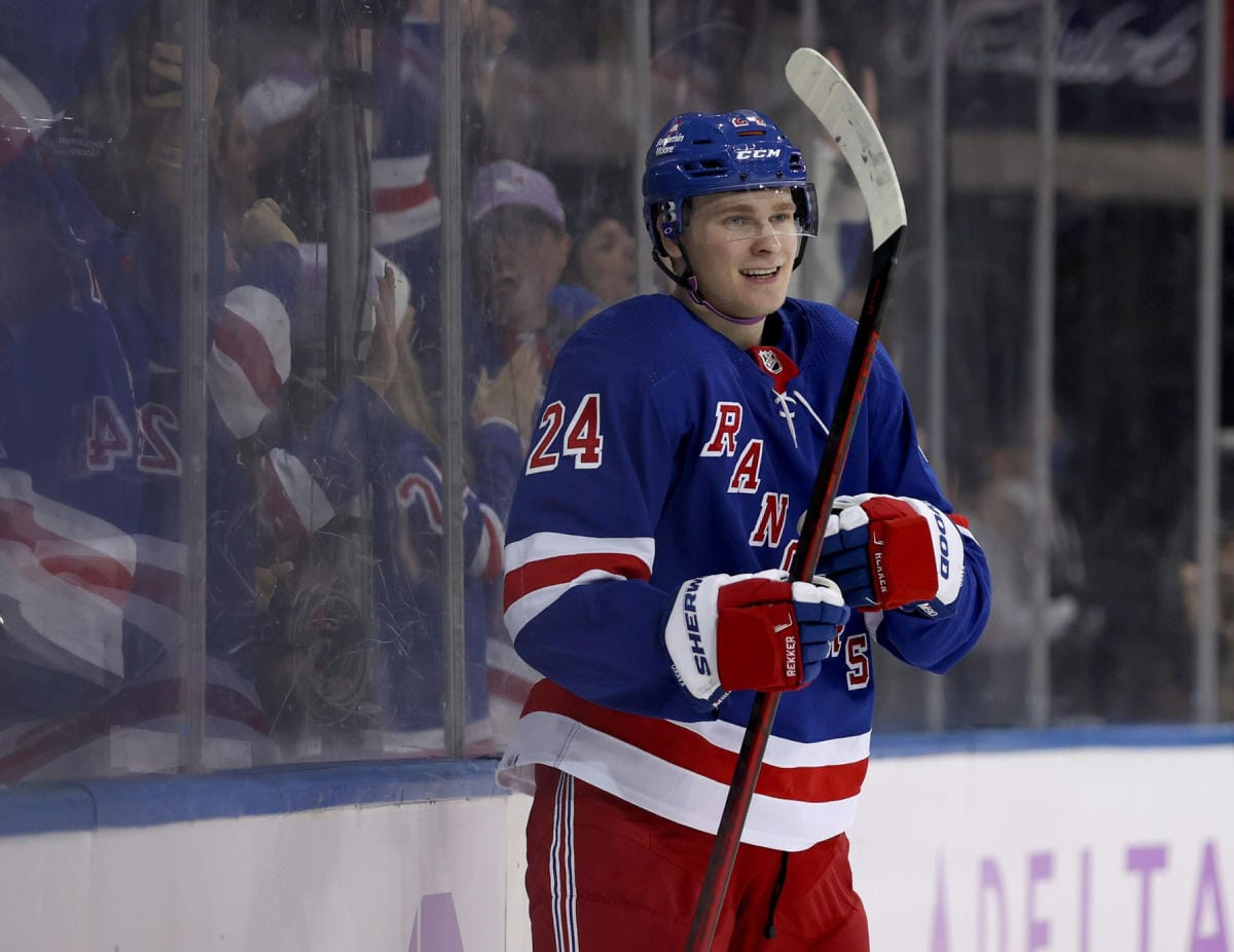Kaapo Kakko nappasi kaksi syöttöpistettä Philadelphiaa vastaan pelatussa ottelussa. LEHTIKUVA/AFP