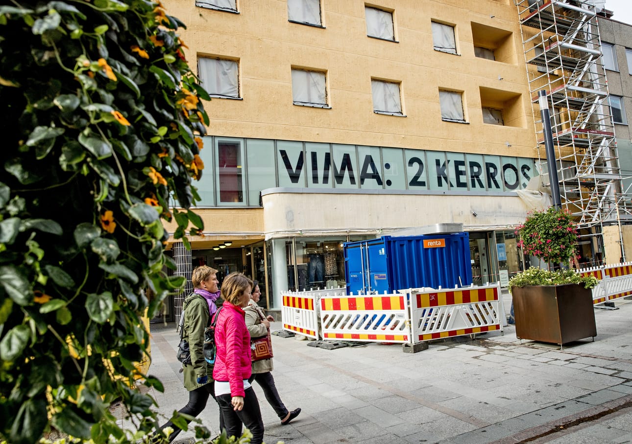 Vima siirtyi katutasosta toisen kerroksen myymälään.