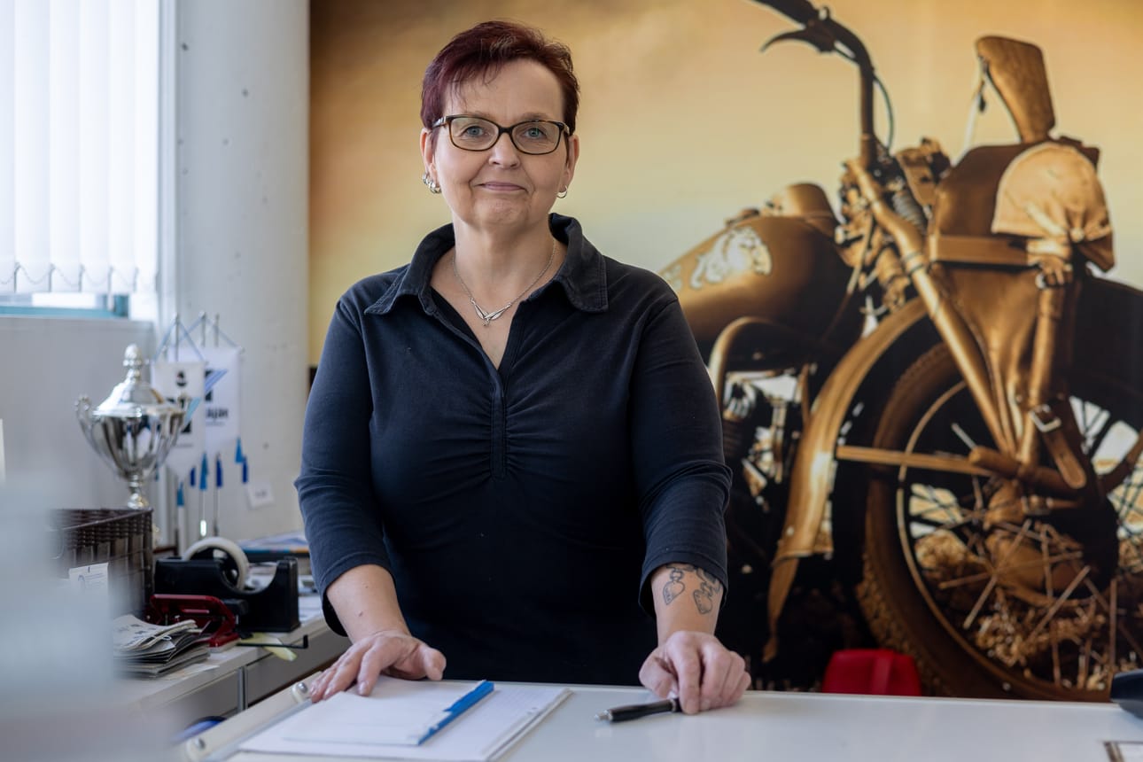 Alahärmäläinen yksinyrittäjä Marja Nukala ei ole tyytyväinen hallituksen esitykseen yrittäjien eläkelain muuttamisesta.