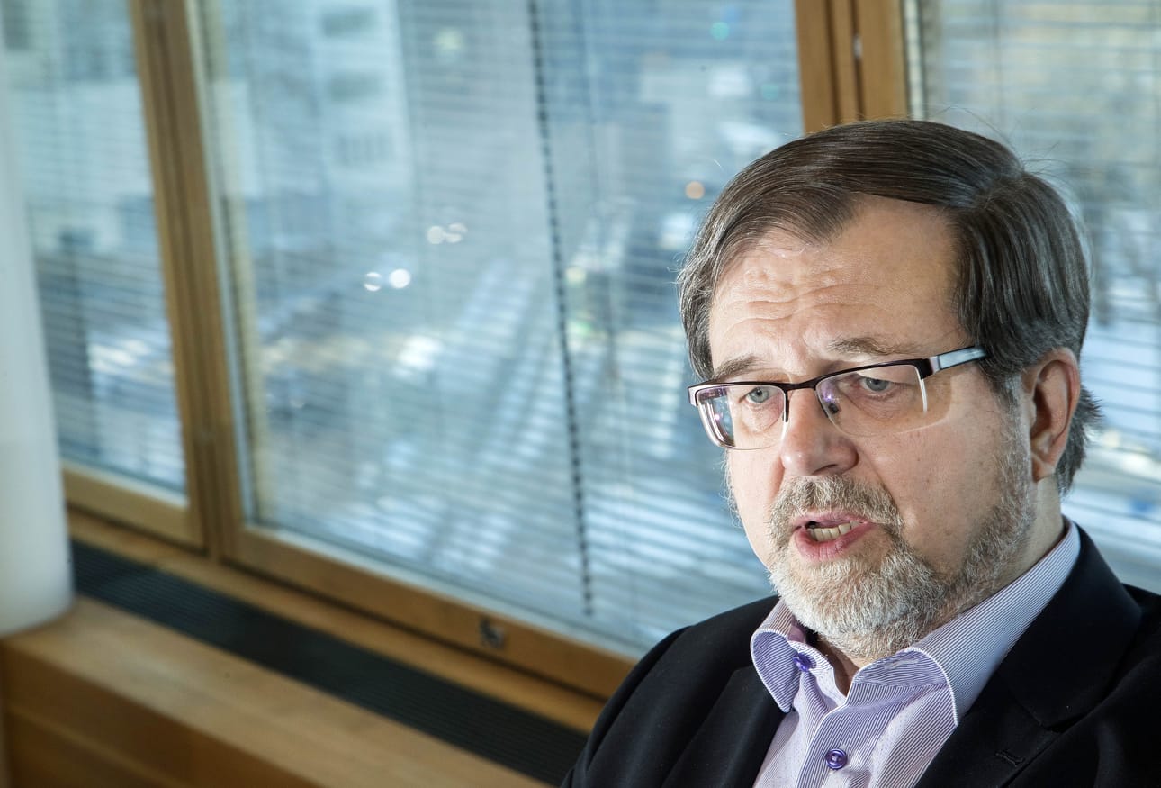 Kevan toimitusjohtaja Timo Kietäväinen on huolissaan lyhyitä työsuhteita tekevien eläketurvasta.