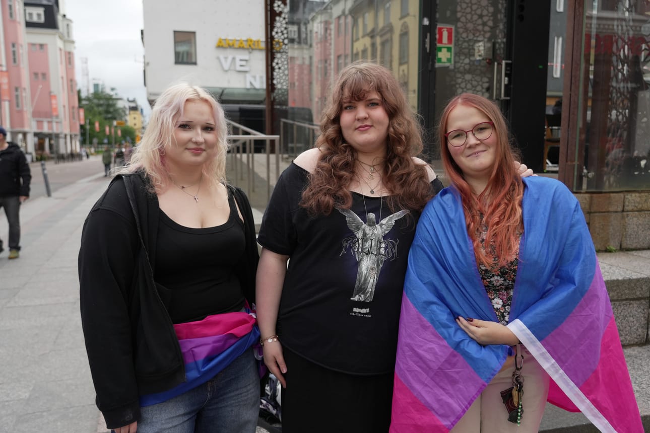 Sini Peltokorpi, Inka-Alina Moilanen ja Karita Mäkelä totesivat, että sosiaalisen median keskusteluiden perusteella maailma on vielä keskeneräinen. Heidän mielestä kaikilla on oikeus olla näkyvillä sellaisena kuin itse haluaa olla.