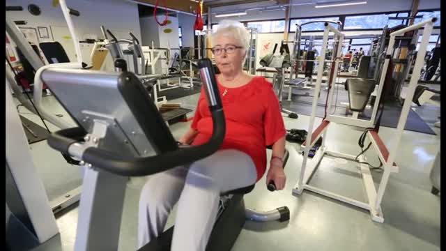 Eeva Vetosalmi kuntosalilla