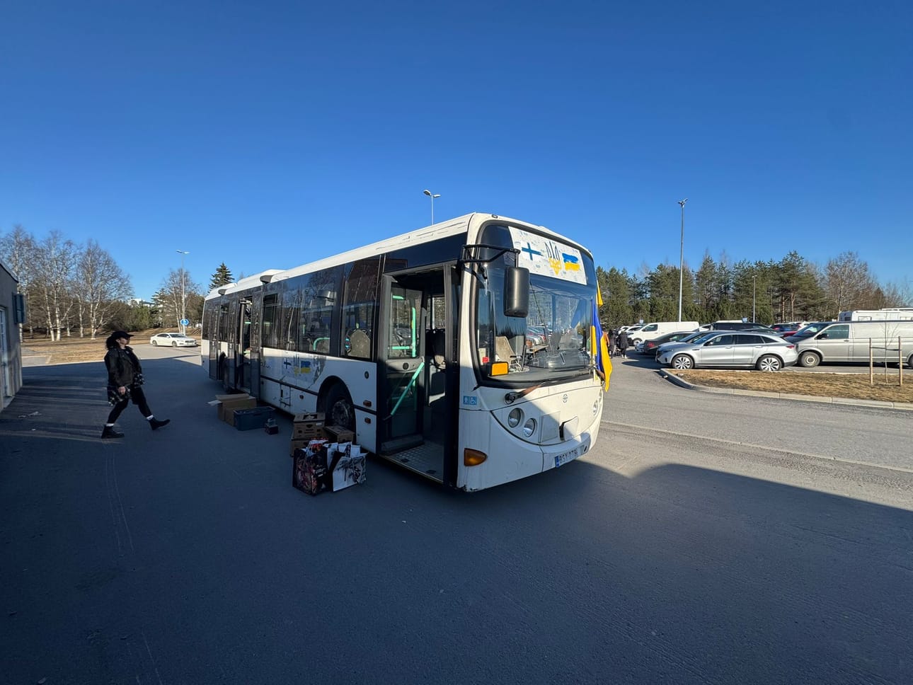 Seura on ollut järjestämässä sodan aikana lukuisia avustuslasteja. Myös tavaran kuskaukseen käytetyt bussit on lahjoitettu Ukrainaan.